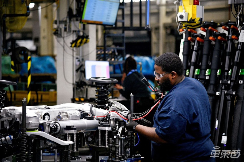 乌克兰战争,加速了燃油车消亡