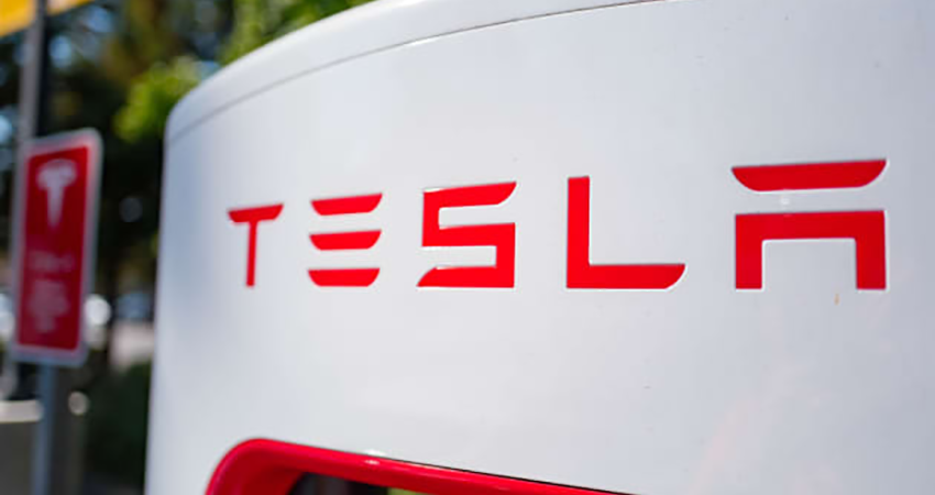 特斯拉加码磷酸铁锂电池!标续Model 3与Model Y弃用三元锂电池