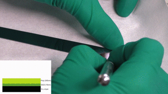 自制简易版光刻机，22岁小伙在车库里造出芯片