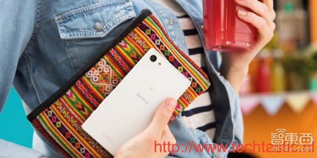 智东西晚报:华为荣耀推翻转镜头手机 欲进军美国