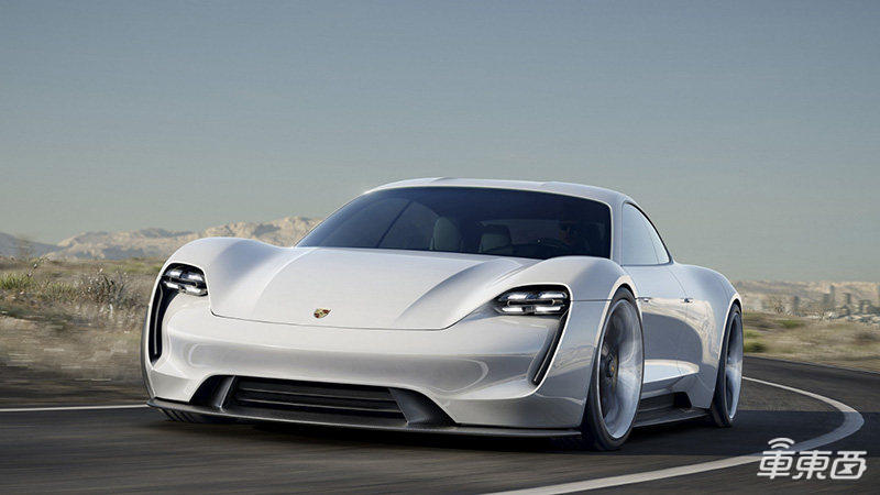 保时捷Taycan充电功率提至270kW 23分钟可充电至80% 12月将于美国交付