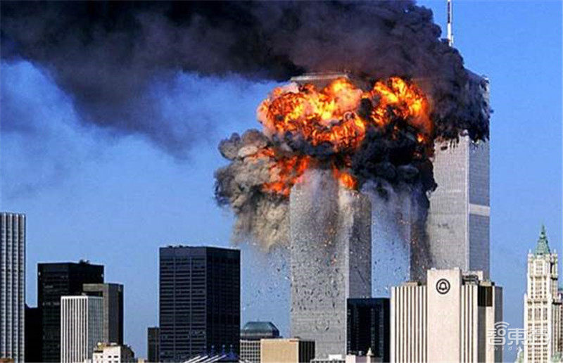 川普背后的数据智能公司IPO!操作疫情数据、追捕拉登、告破庞氏骗局