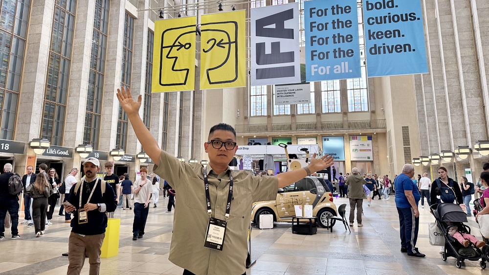 暴走IFA展会带来八大看点!宇树机器人表演秀翻老外,国产AI眼镜攻陷欧洲,“电动老头乐”也来了