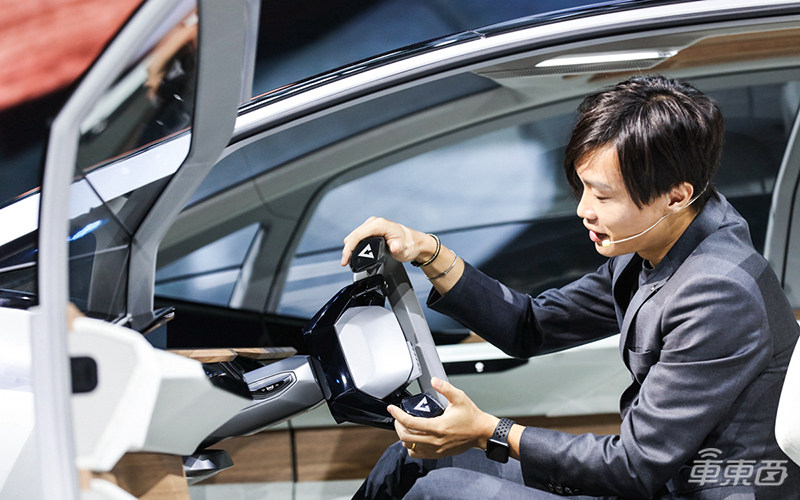 奥迪展出无人驾驶概念车AI:ME 把汽车变成移动客厅