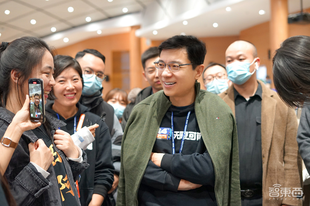 这个活动办了24季，李彦宏从不缺席