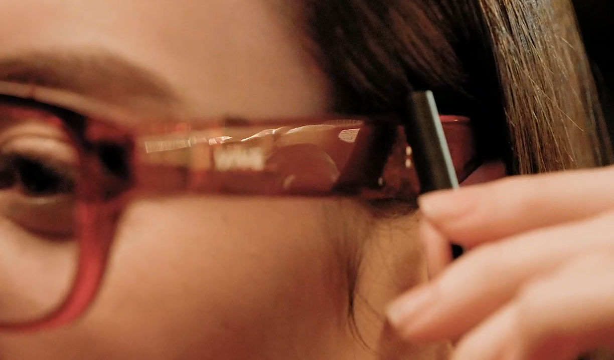 3700元,HTC首款AI眼镜发布,谷歌OpenAI模型都能用,36小时超长待机