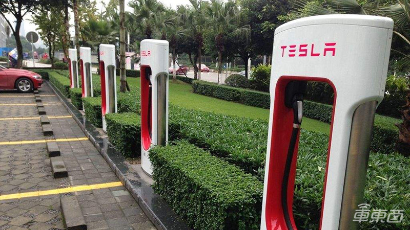 五大充電樁運營商鏖戰(zhàn)三線小城！國網(wǎng)當老大，特斯拉已滲透