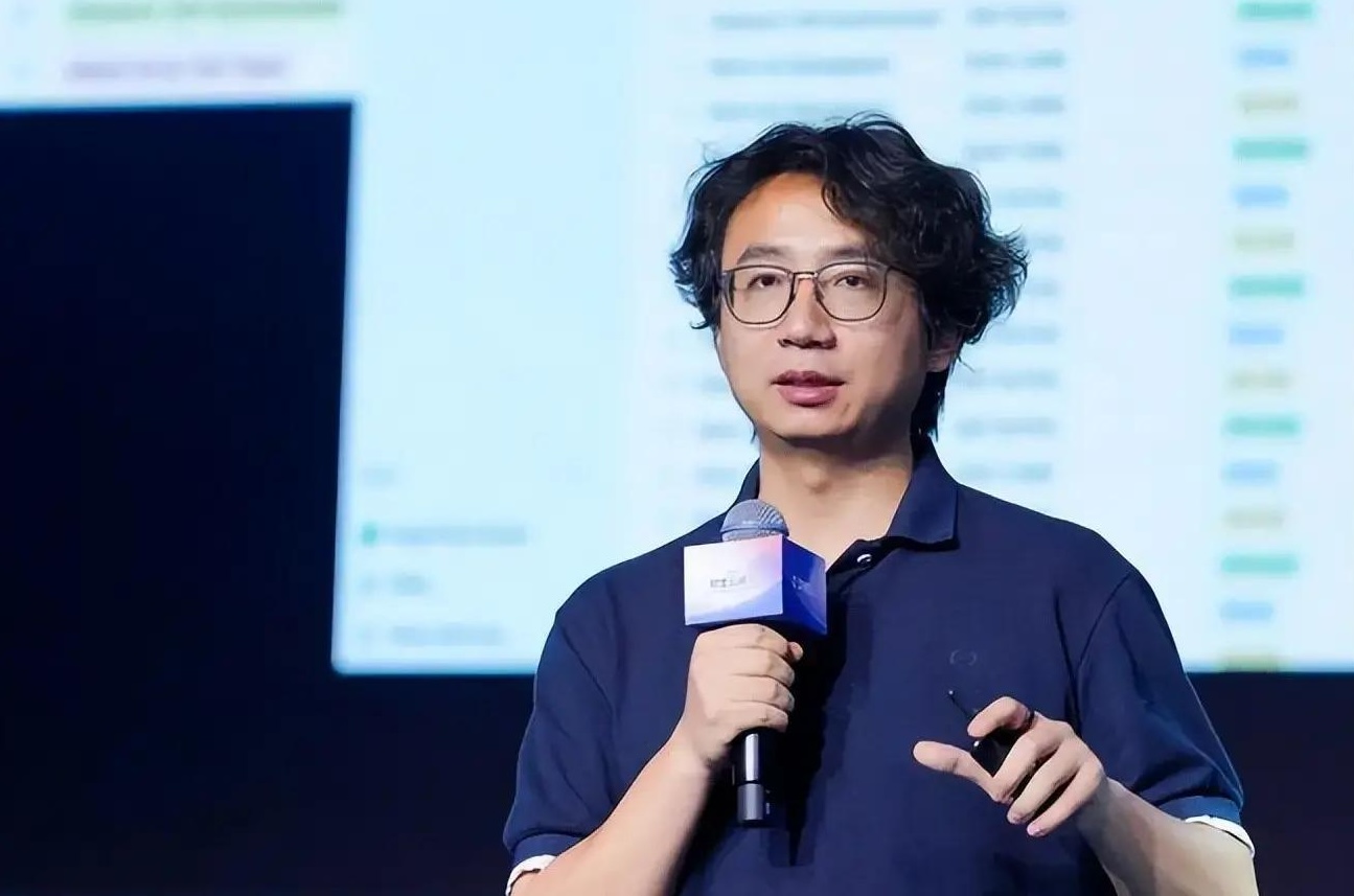 突发！阿里AI产线大整合，92年陈宇森统管三大Agent