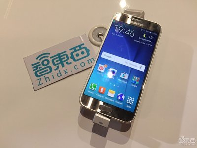 智东西MWC零距离上手三星S6和Edge