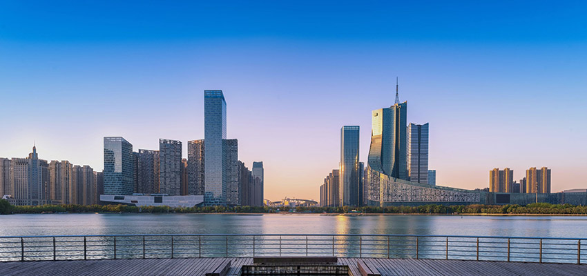 合肥变形记：三次豪赌从全国最大“县城”跻身新一线