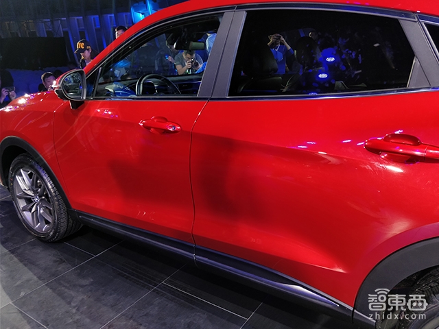 刚刚,东风发布旗下最帅SUV!百度自动驾驶加持