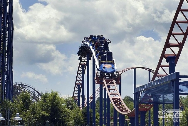 VR主题公园的前世今生 20年前迪斯尼玩剩下的?