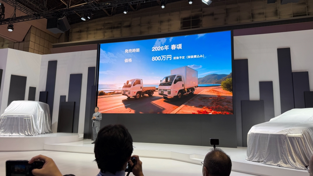 比亚迪扎根日本20年交卷：特供小车明年上市，首款插混车型亮相