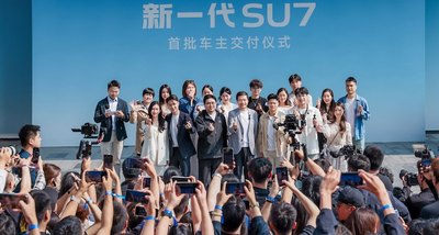 三天锁单超3万台！雷军揭秘新SU7销售战况：5万人试驾，排队3小时