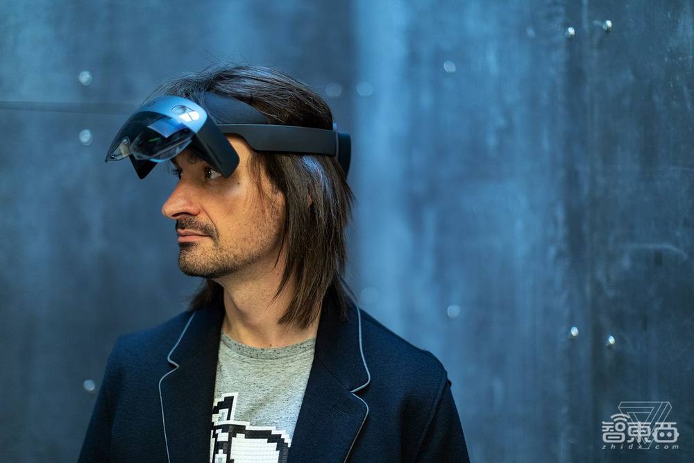 元宇宙大震荡:高管离职,团队解散,拆东墙补西墙