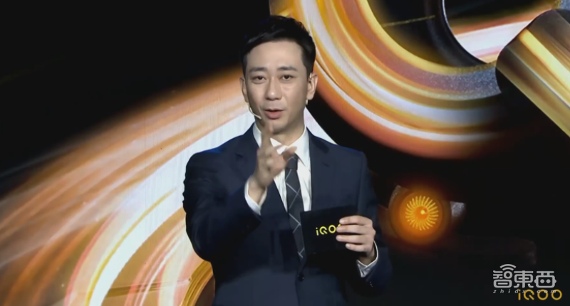 最便宜的骁龙865手机来了!iQOO 3跑分超61万,专注性能