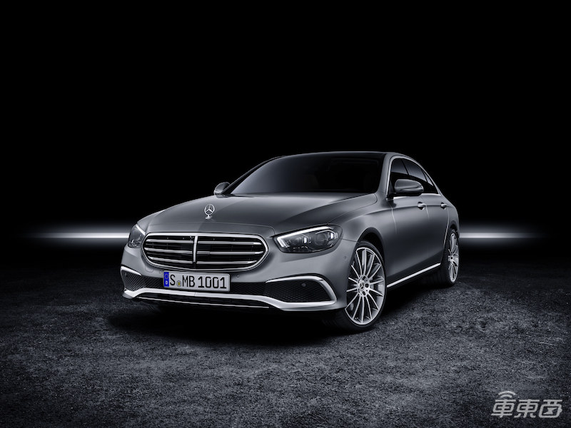 奔驰E级“全家”换新！7种内饰随便选，星辉前脸超级酷