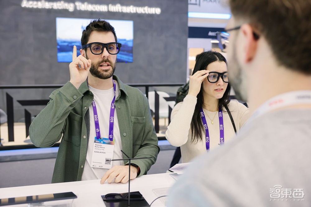 一年斩获三轮融资!要打造AI最佳载体,雷鸟将推AR版“GPT Store”