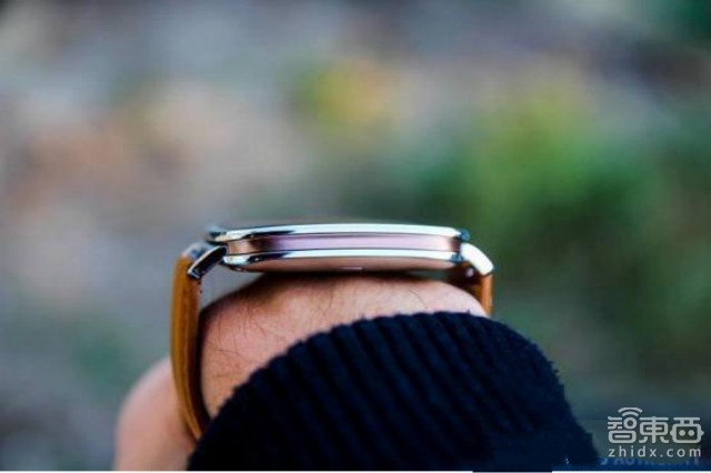 华硕智能手表评测:外观优雅,性价比出色