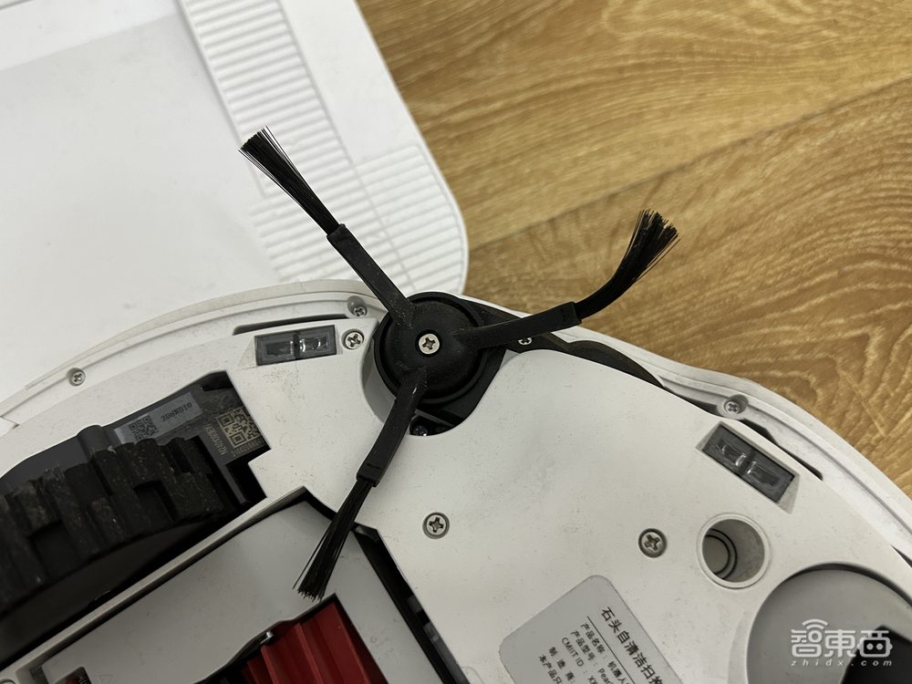 深度体验15天!扫地机器人进化出双伸缩机械臂,石头P10S Pro如何全面升级?