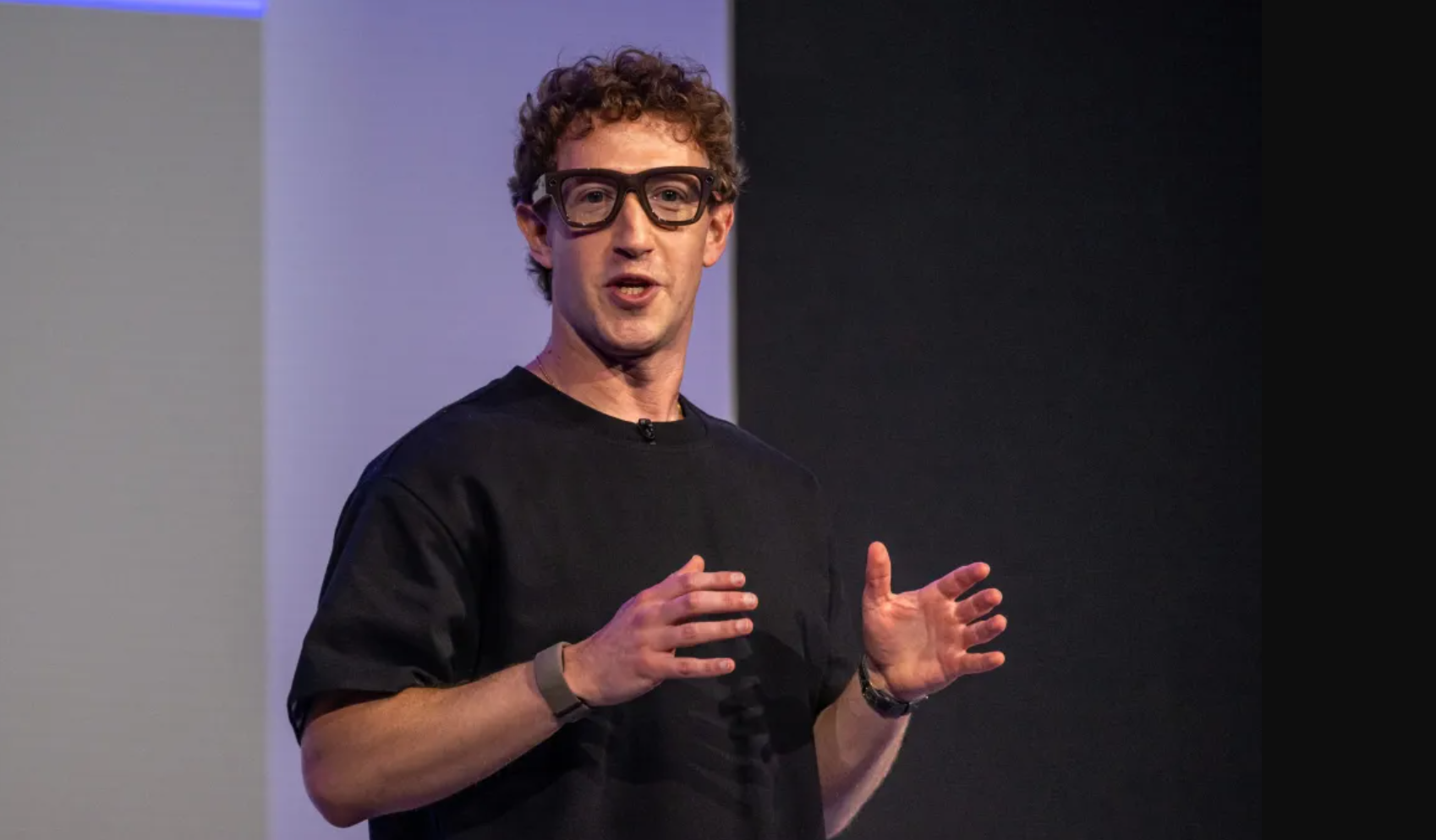 扎克伯格被传亲自下场，给自己造CEO AI替身