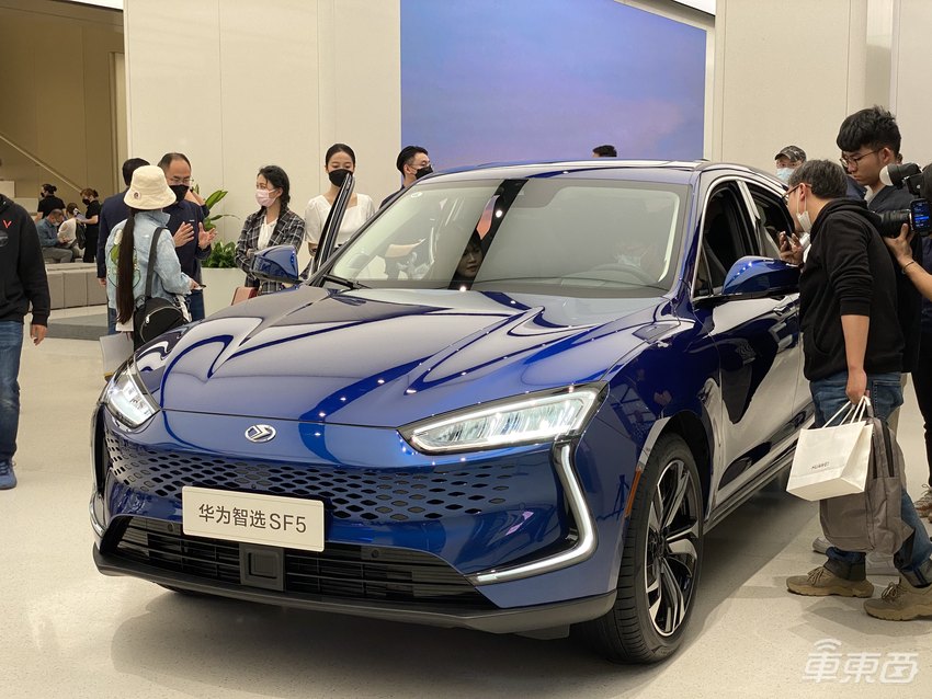 余承东独掌华为车BU？王军被曝停职，HI模式或宣告失败