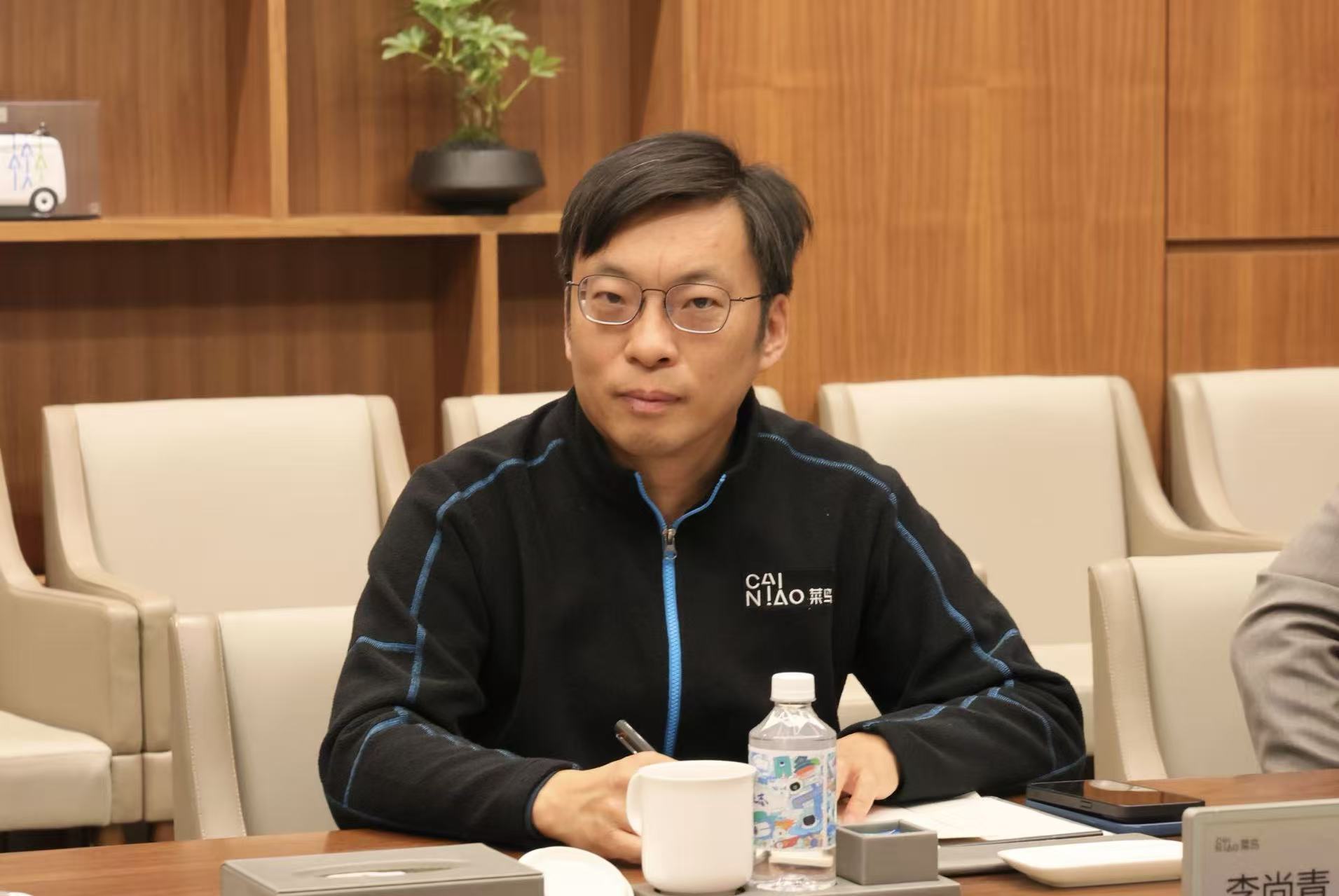 刚刚,菜鸟无人车与九识智能合并!车队规模全球第一