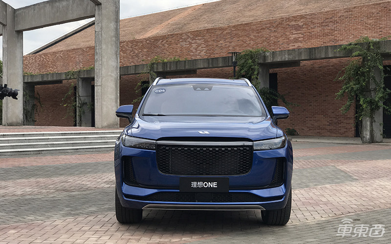 长途试驾国产电动神车理想ONE：烧油发电能跑800公里！