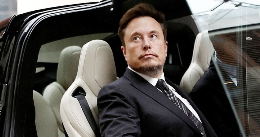特斯拉Robotaxi面临监管和法律约束,短期内落地仍不现实