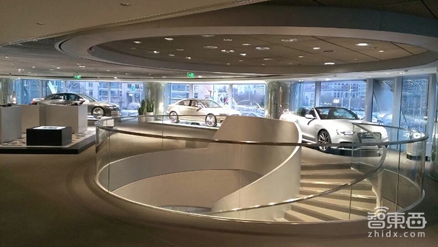 探访蔚来用户体验中心 50万会费的会所长啥样?