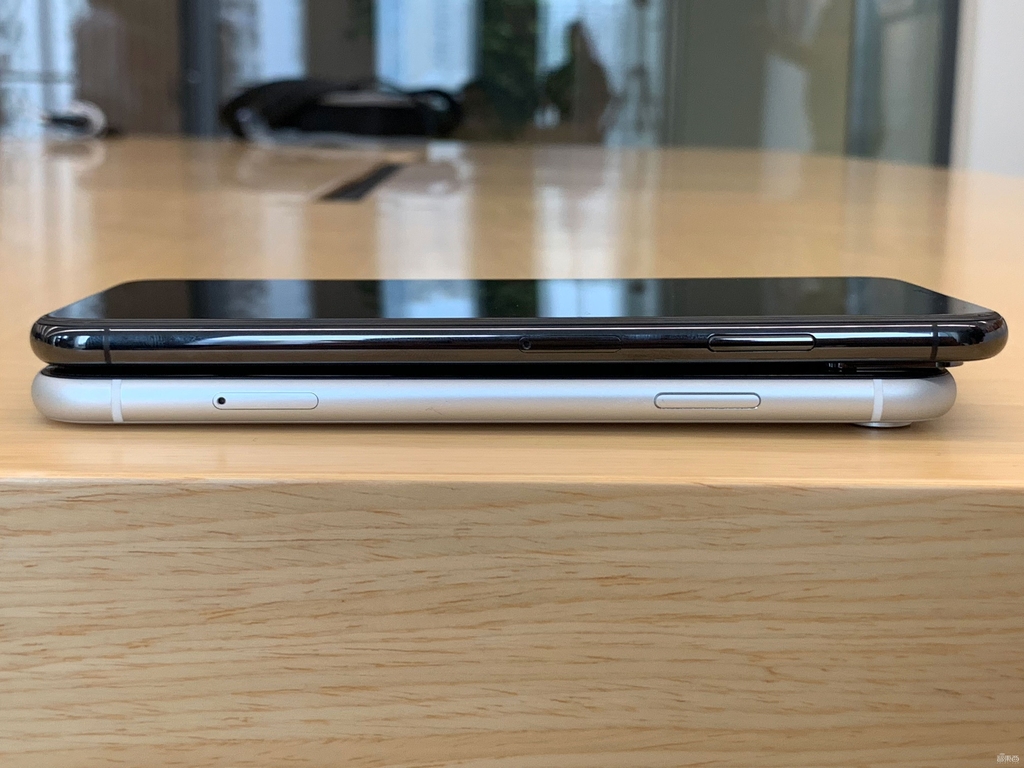 iPhone XR今日预售！首发上手，给你老款iPhone升级的5个理由