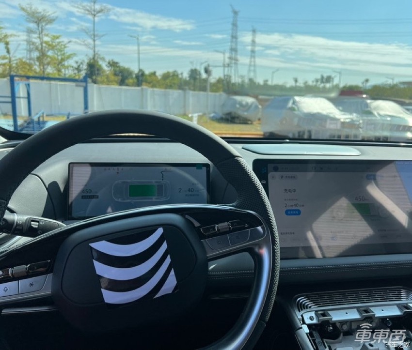 蔚小理新车最强剧透:三款40万级大型SUV,配置武装到牙齿