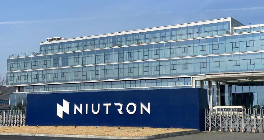 李一男官宣造车！实探常州工厂，首款车型我们也看到了