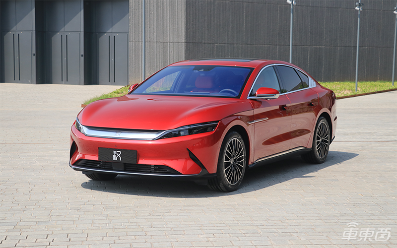 比亞迪旗艦轎車21.98萬開賣 裝刀片電池續(xù)航600公里