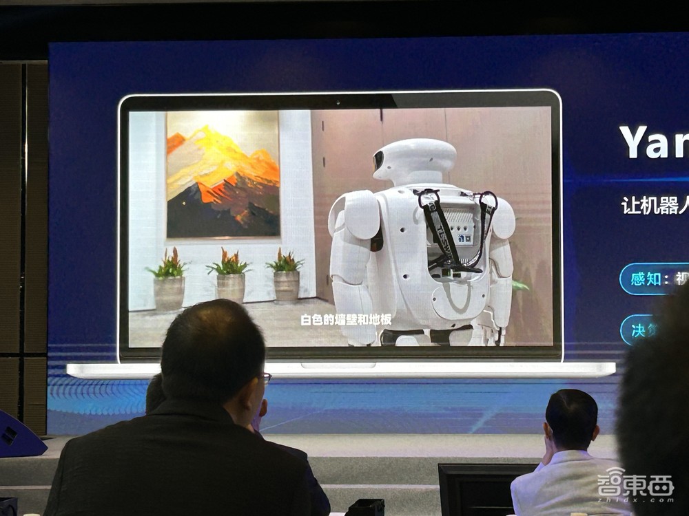 國產(chǎn)非Transformer大模型再升級(jí)！押注群體智能，落地五大硬件，性能跑贏Llama 3