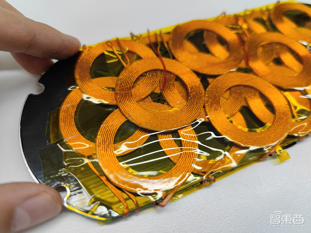 苹果没搞出来的AirPower,小米直接量产了?