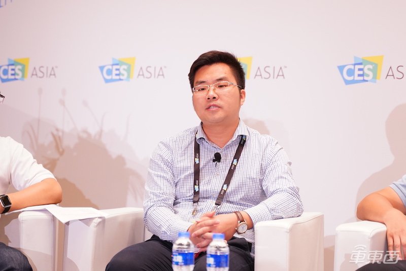 五个问题灵魂拷问智能座舱未来!堆屏幕上安卓靠谱吗?