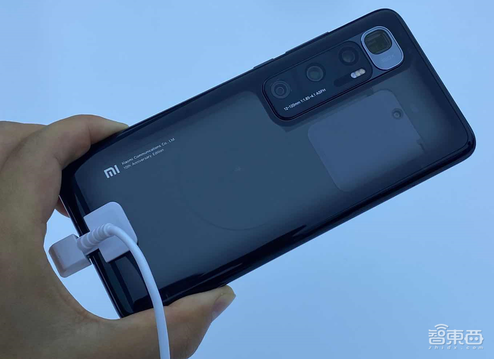 雷军两小时演讲精华:造芯未死,“超大杯”致敬1999,启动重新创业!