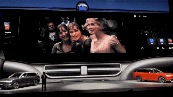 余承东连发两车！五座问界M9能原地掉头，前风挡上看电影，鸿蒙版Model Y 26.8万开订