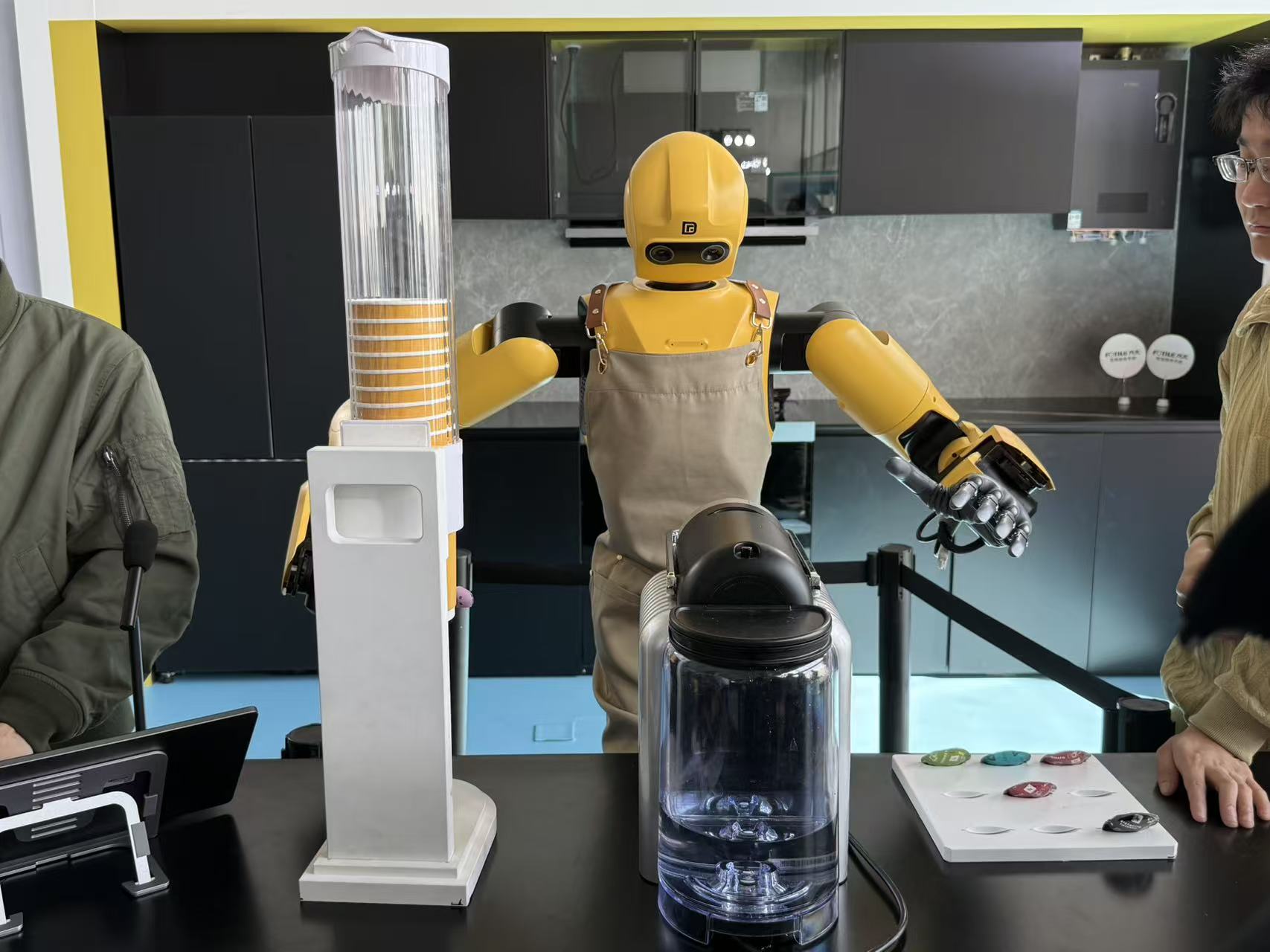 阿里云发布多模态交互开发套件!让AI眼镜、人形机器人、陪伴玩具能听会看会交互