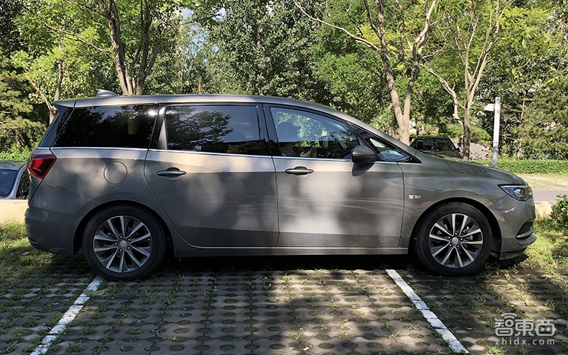 别克GL6中长途体验：实用的家庭乘坐者之车