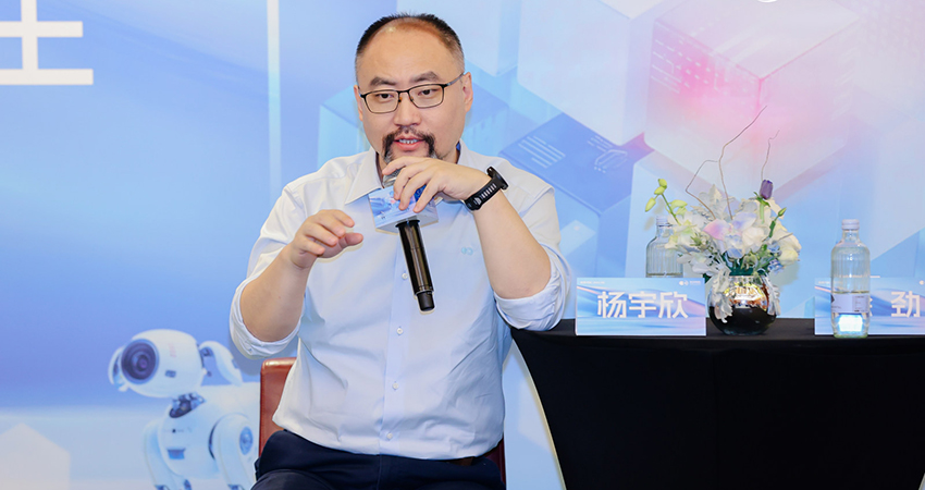 对话黑芝麻高管：不烧钱造新芯，机器人平台发布前已经创收