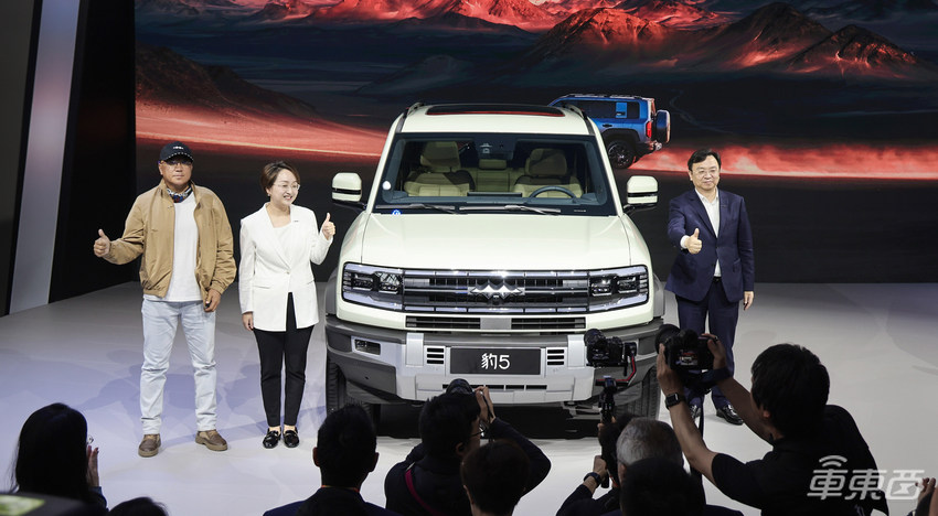 国仁对话方程豹汽车总经理熊甜波：解读2+X产品路线，豹3争取年内上市