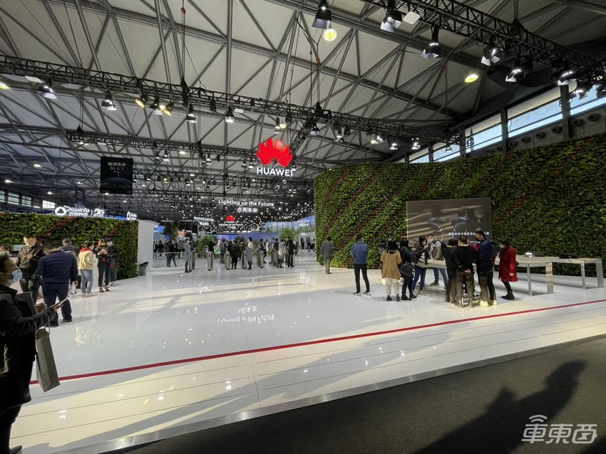 MWC上海体验华为HiCar:两种形态共29款应用,直接叫板苹果CarPlay