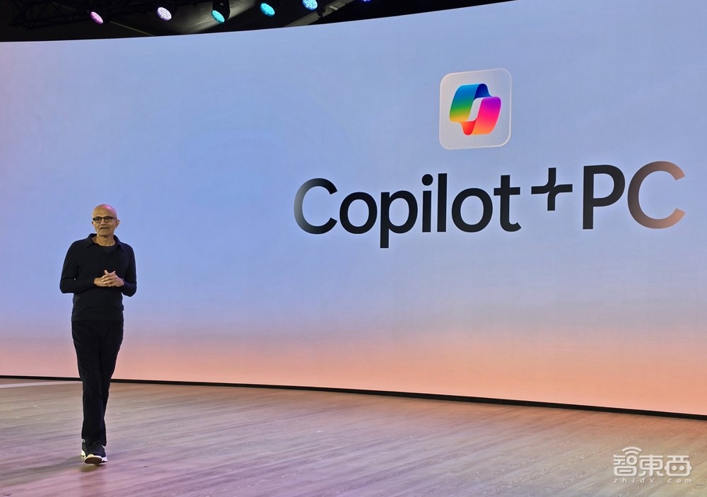 微软向苹果开火！AI PC全家桶装上GPT-4o，AI实时聊天教你打游戏，高通赢麻了