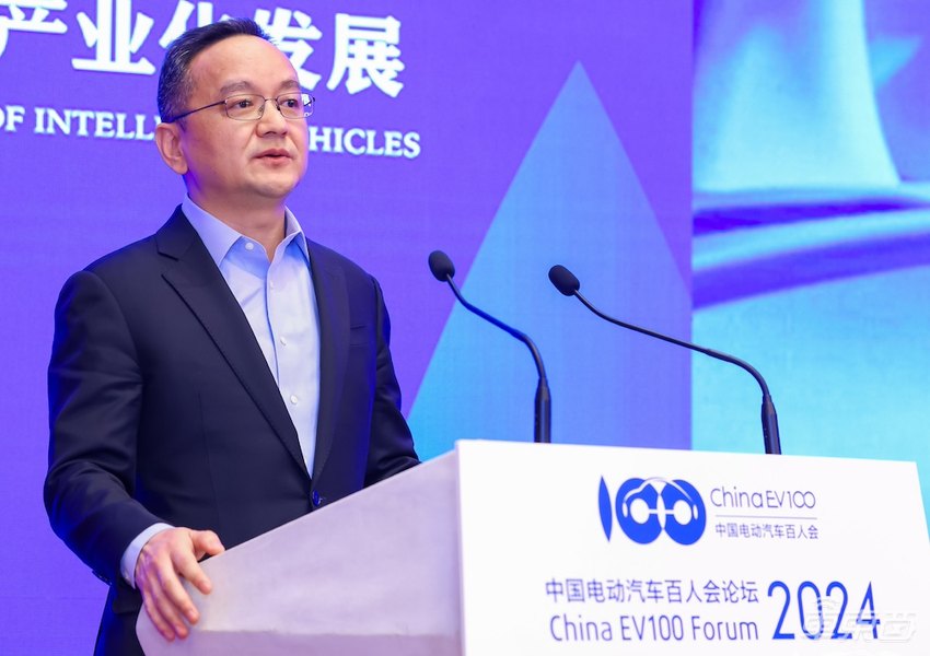 7000元就能实现城市NOA,大疆车载降低智驾门槛|多位智驾大佬百人会激情开麦