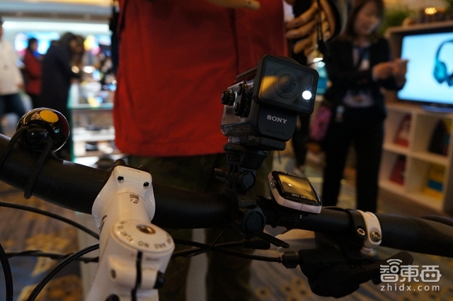 守护姨父的微笑 索尼大法这次几乎放出了全部的黑科技