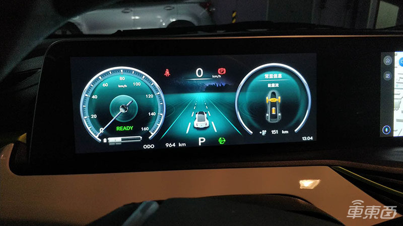 试驾长安新能源奔奔E-Star：高配仅售6.48万元 可满足市内通勤需求 