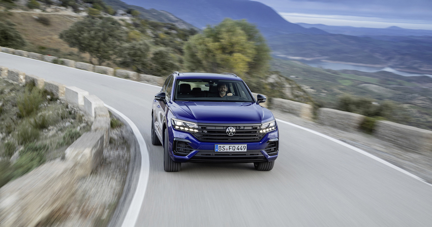 大众发布多款新车 途锐、高尔夫齐推插混版，ID.4下半年首发