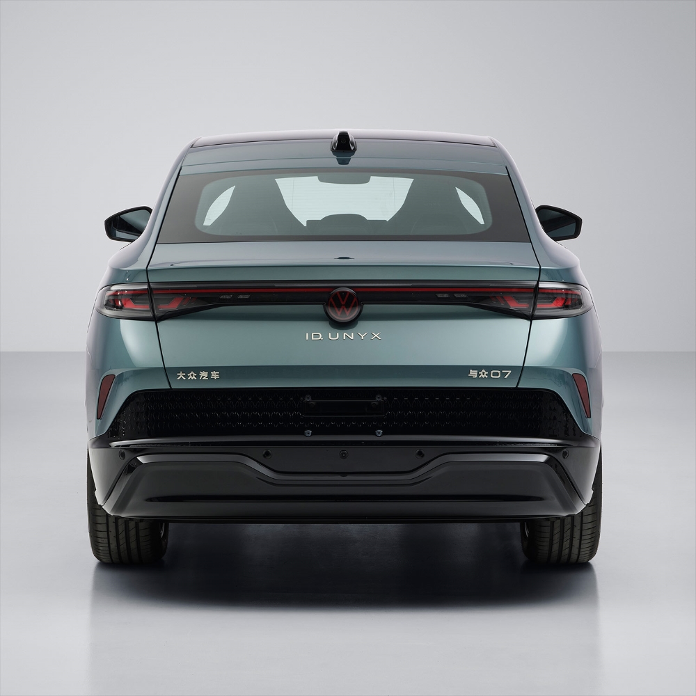 小鹏增程新车下饺子，吉利申报甲醇插混车！10月工信部车展8大新车解读